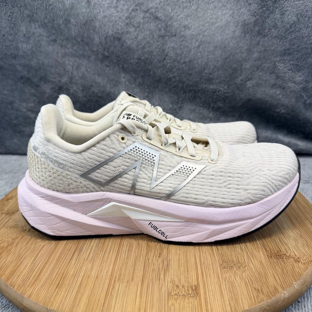 New Balance FuelCell Propel V4 Shoes Womens Size 8 Beige Pink Sneakers WFCFPRC6